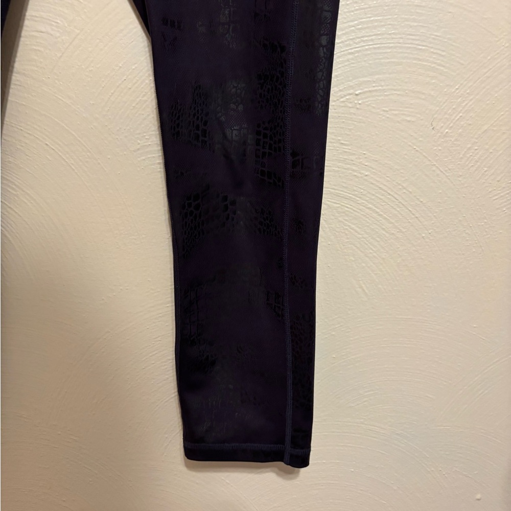 ZYIA Active Black Snakeskin Reptile Print High Rise Pocket Capri Leggings 14-16 - Picture 7 of 9